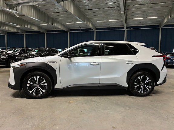 Toyota bZ4X 6 of 30
