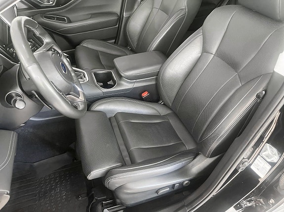 Subaru Outback 9 of 14
