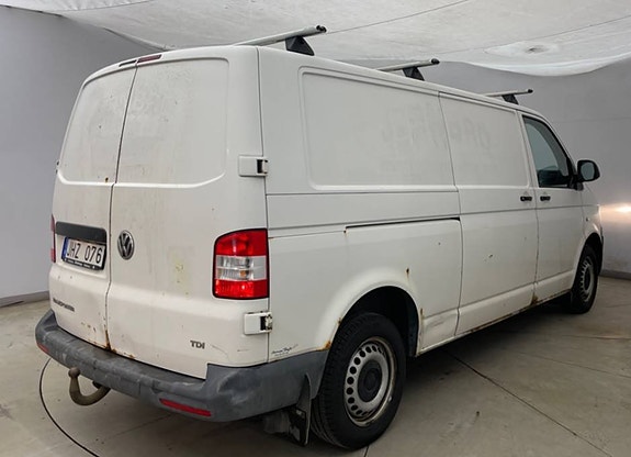 Volkswagen Transporter 2 of 19