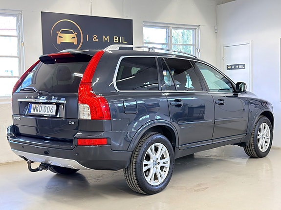 Volvo XC90 4 of 22