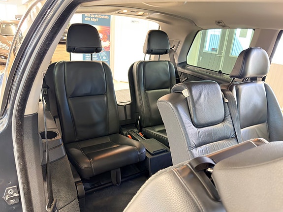 Volvo XC90 18 of 22