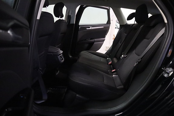 Ford Mondeo 10 of 21