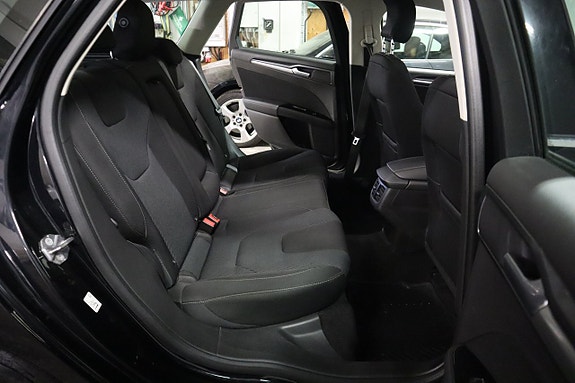 Ford Mondeo 11 of 21