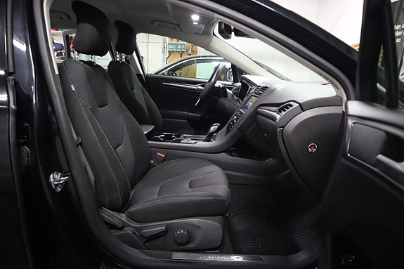 Ford Mondeo 9 of 21