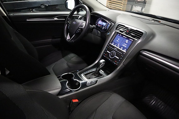 Ford Mondeo 8 of 21