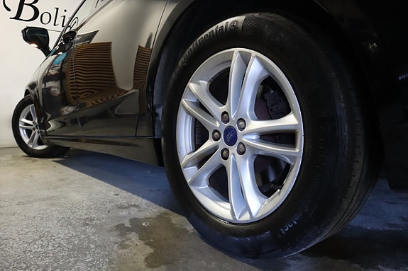 Ford Mondeo 12 of 21
