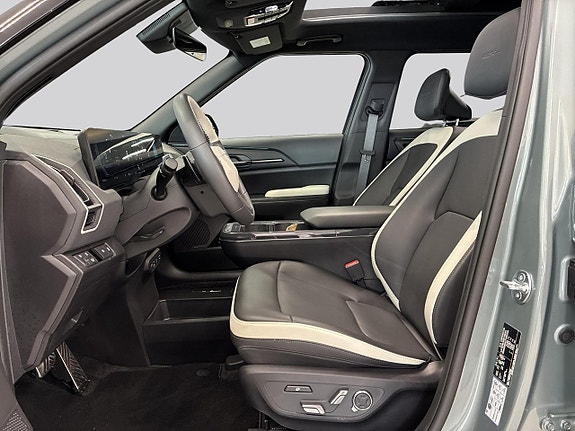 Kia EV5 8 of 30
