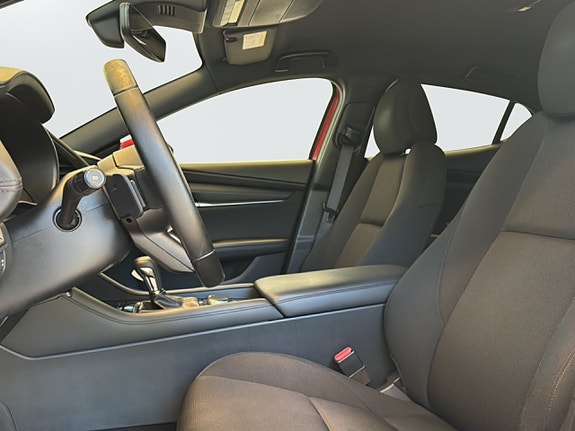 Mazda 3 8 of 16