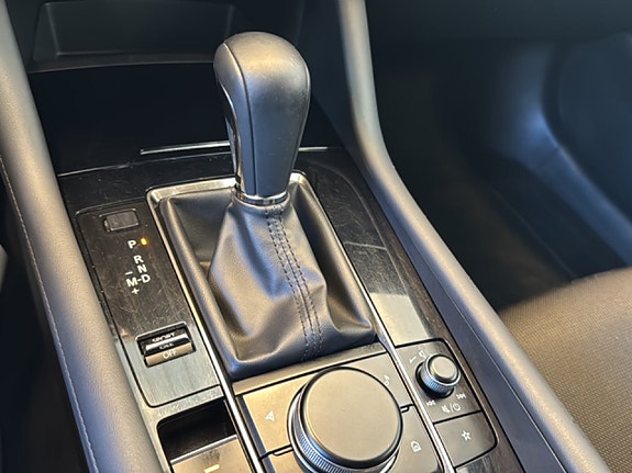 Mazda 3 12 of 16
