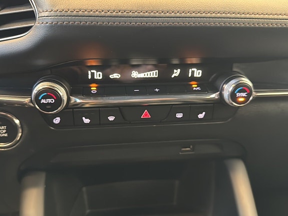 Mazda 3 13 of 16