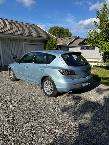 Mazda 3 3 of 6