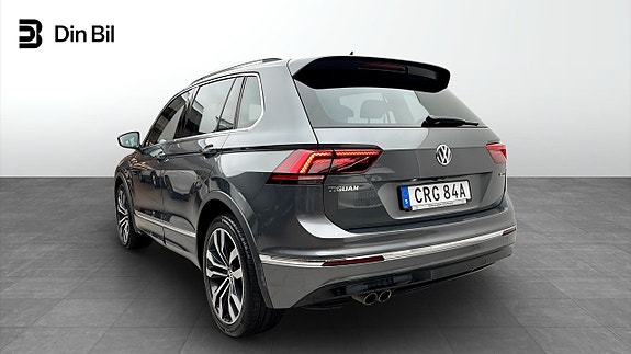 Volkswagen Tiguan 3 of 12