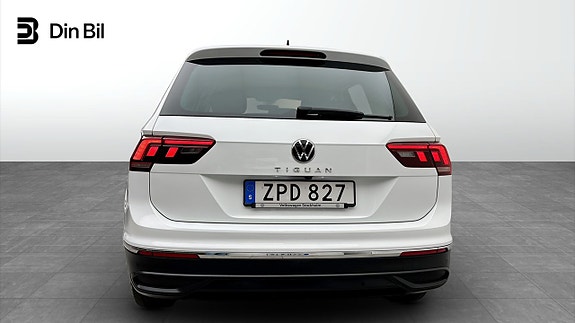 Volkswagen Tiguan 5 of 12