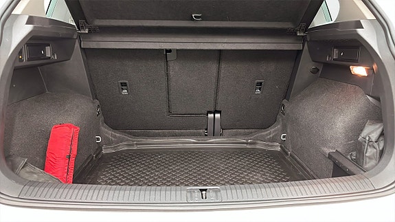 Volkswagen Tiguan 12 of 12