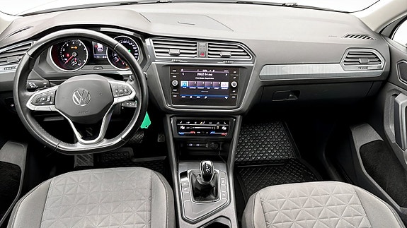 Volkswagen Tiguan 10 of 12