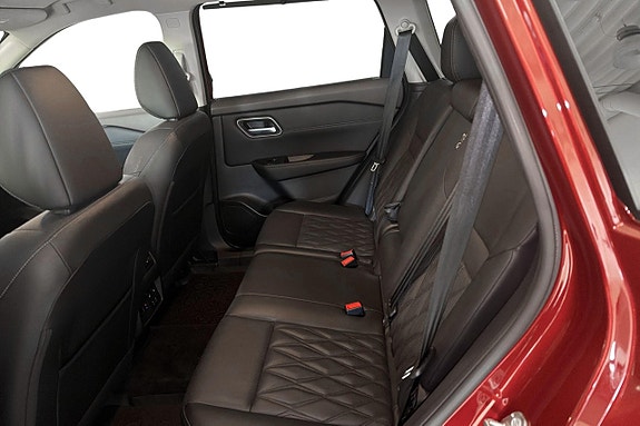 Nissan X-Trail 10 of 13