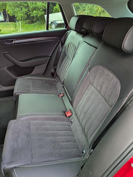 Skoda Superb 8 of 10