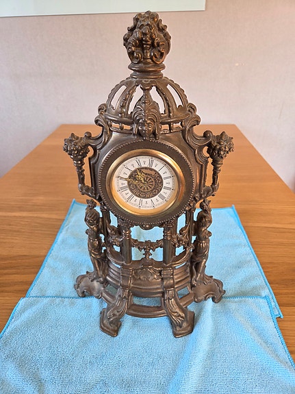 Product image 1 of 3