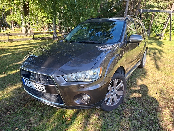 Mitsubishi Outlander 7 of 12