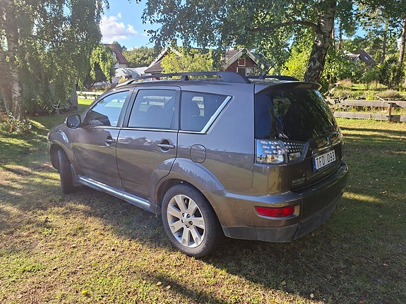 Mitsubishi Outlander 5 of 12