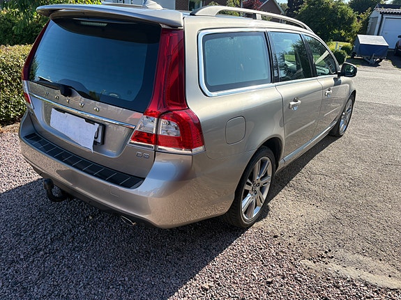 Volvo V70 4 of 9