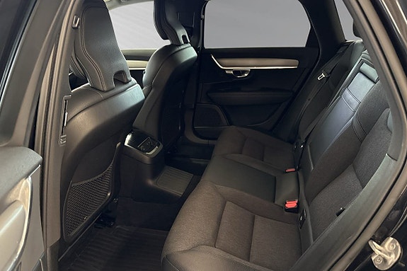 Volvo V90 8 of 25