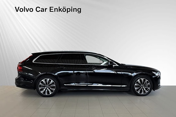 Volvo V90 3 of 25