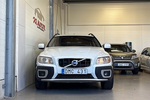 Volvo XC70 3 of 21