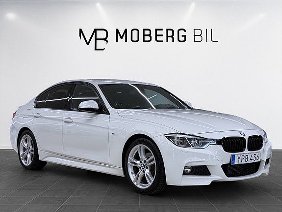 BMW 318d 3 of 17