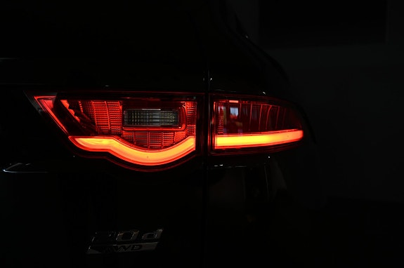 Jaguar F-PACE 26 of 27