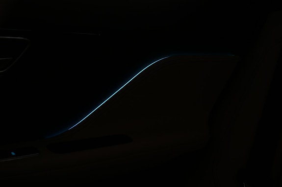 Jaguar F-PACE 25 of 27