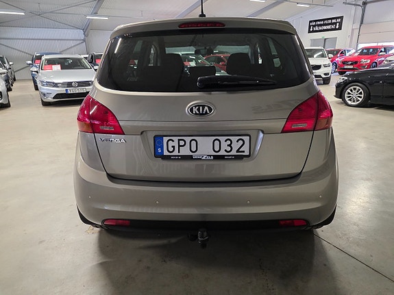Kia Venga 4 of 10