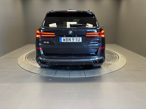 BMW X5 4 of 30