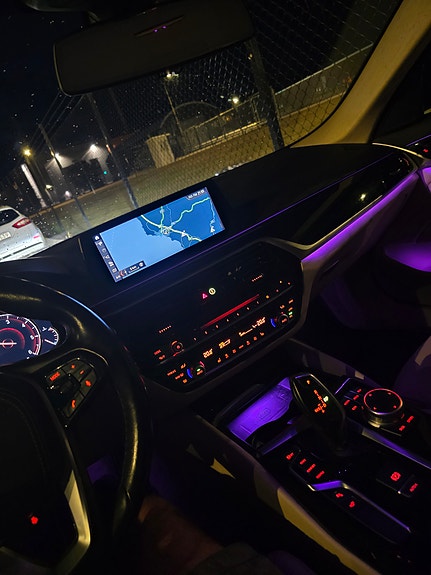 BMW 520d 8 of 12