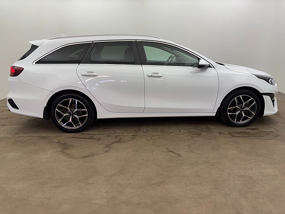 Kia Ceed 7 of 27