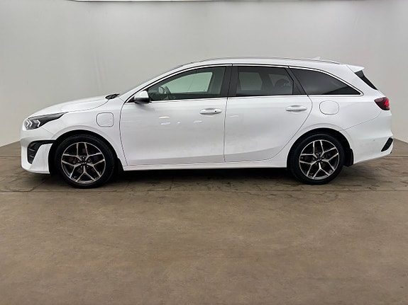 Kia Ceed 3 of 27