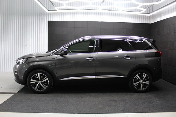 Peugeot 5008 3 of 23