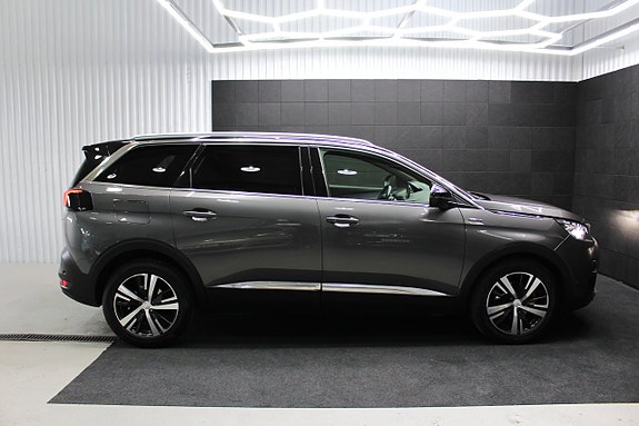 Peugeot 5008 7 of 23