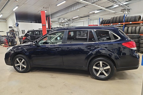 Subaru Outback 8 of 19