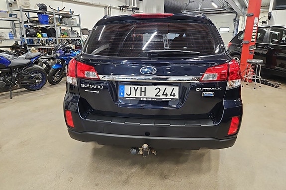 Subaru Outback 6 of 19