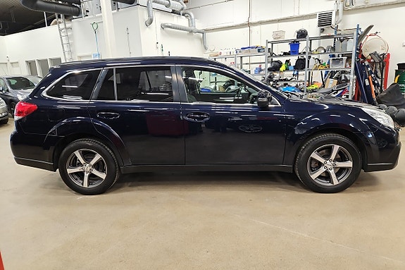 Subaru Outback 4 of 19