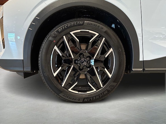 Peugeot 3008 9 of 14