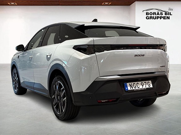 Peugeot 3008 2 of 14