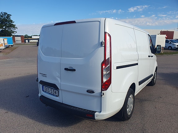 Ford Transit Custom 3 of 10