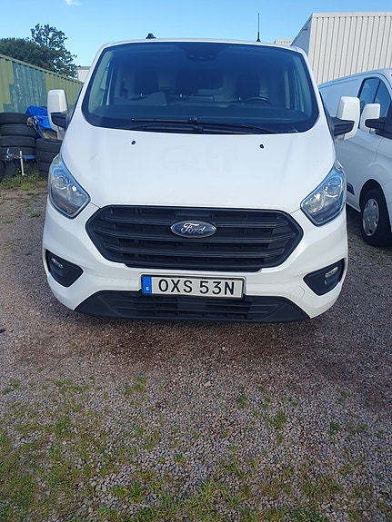 Ford Transit Custom 10 of 10