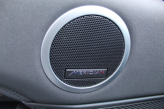 Land Rover Discovery 12 of 16