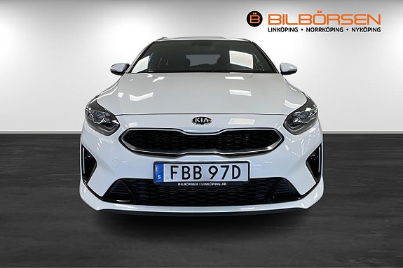 Kia Ceed 2 of 14