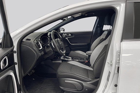 Kia Ceed 8 of 14