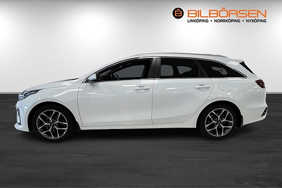 Kia Ceed 4 of 14