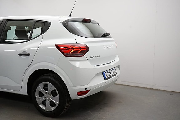 Dacia Sandero 3 of 12